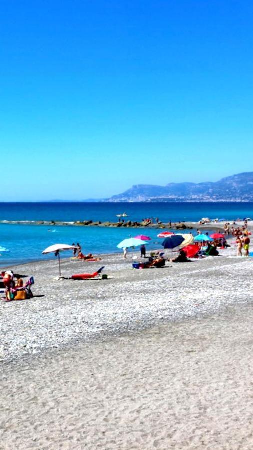 Affittacamere L'Orchidea Ventimiglia Exterior foto